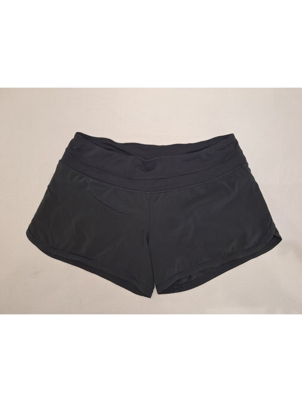 Lululemon Women’s Black Athletic Activewear Running Jogging Lined Shorts Size 8